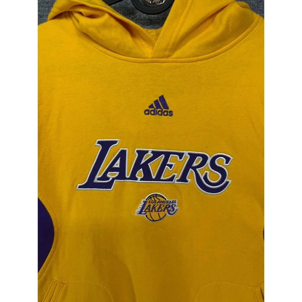 Los Angeles Lakers Adidas Hoodie Boys Yellow Basketball Sweatshirt - Medium